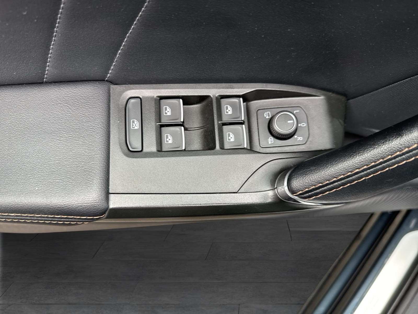 Cupra Formentor 2.0 4X4 AHK CAM ACC LM19 NAVI SITZHEIZ