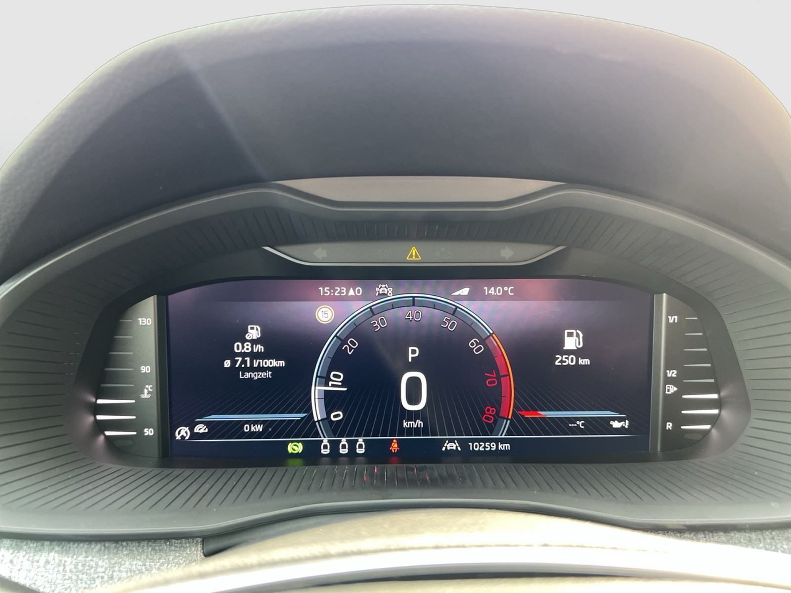 Skoda Kamiq 1.5 TOUR BLACKPACKAGE CAM MATRIX NAVI LM17