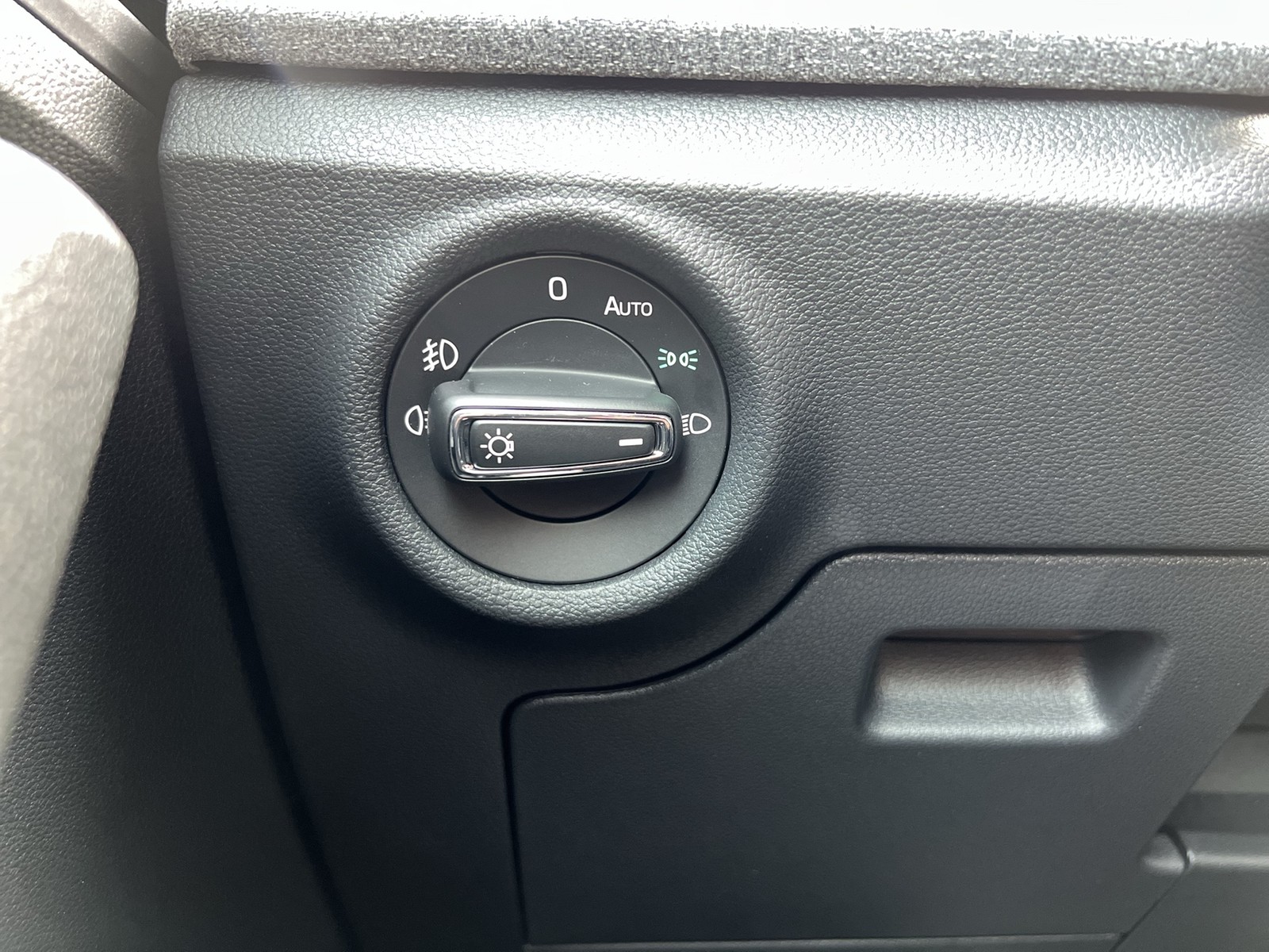 Skoda Kamiq 1.5 TOUR BLACKPACKAGE CAM MATRIX NAVI LM17