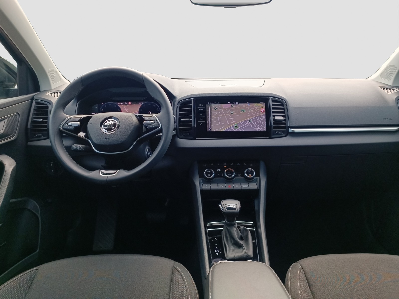 Skoda Karoq 1.5 SELECTION AHK CAM EKLAPPE NAVICOLUMBUS