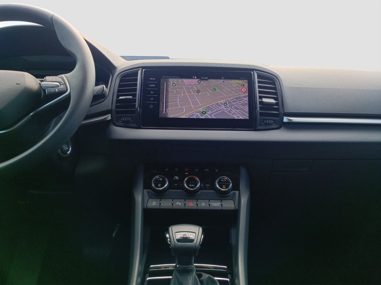 Skoda Karoq 1.5 SELECTION AHK CAM EKLAPPE NAVICOLUMBUS
