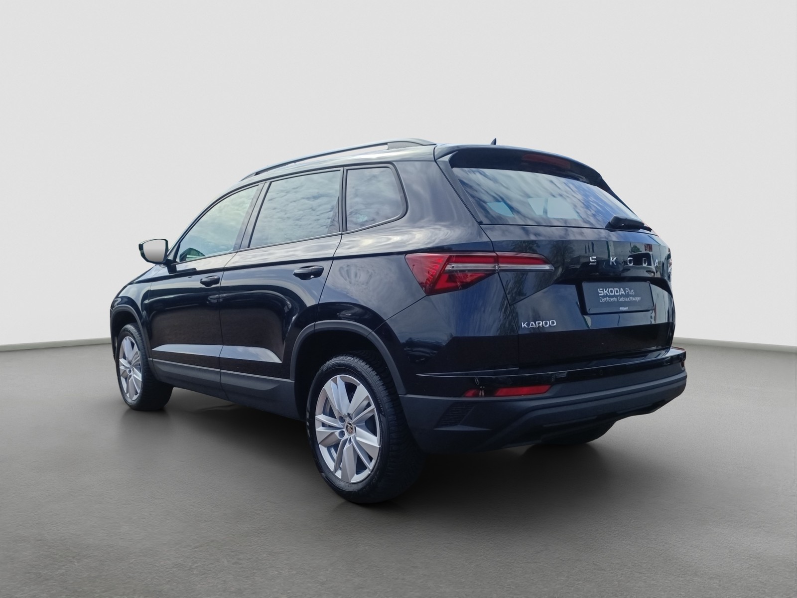 Skoda Karoq 1.5 SELECTION AHK CAM EKLAPPE NAVICOLUMBUS