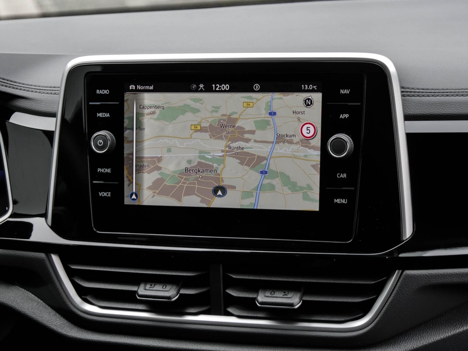 Volkswagen T-Roc 1.0 R-LINE STANDHZ. AHK ACC LM17 E-KLAPPE