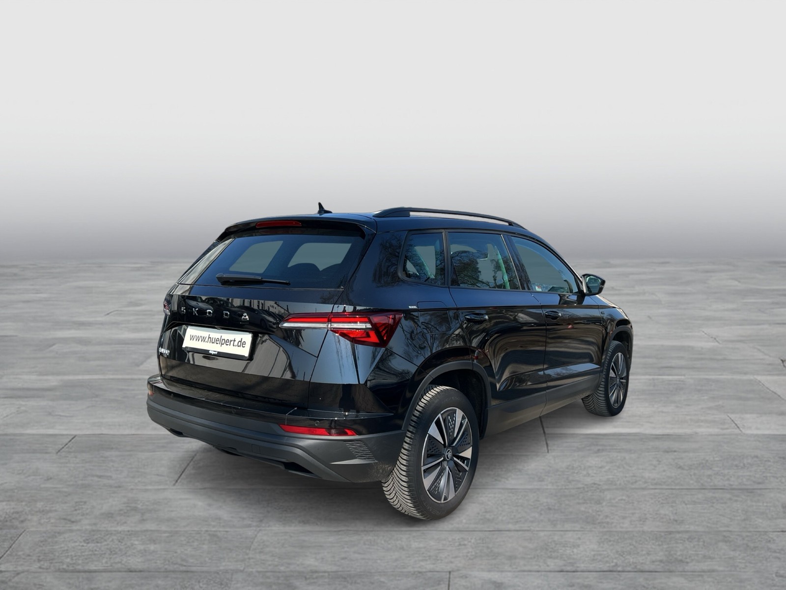 Skoda Karoq 2.0 TOUR AHK CAM MATRIX NAVI LM17 CARPLAY