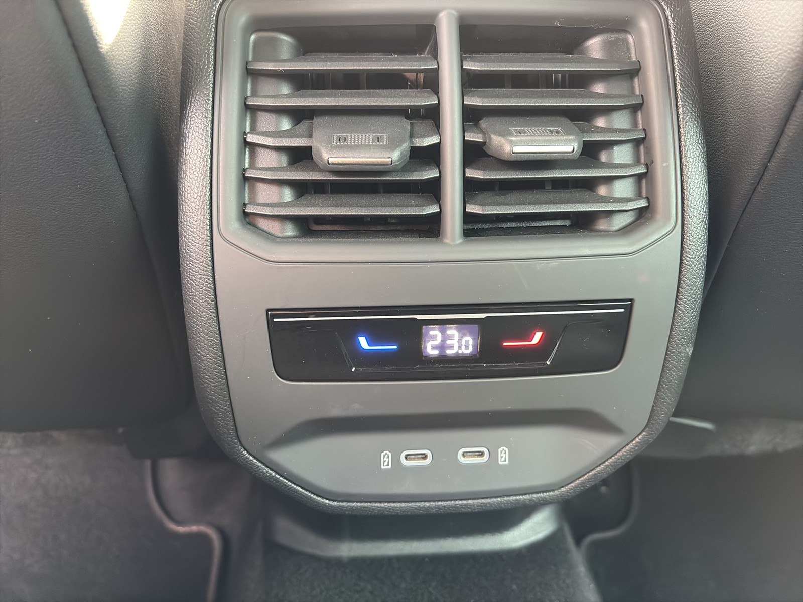 Cupra Leon ST 1.4 HYBRID VZ CAM ACC LM19 NAVI CARPLAY