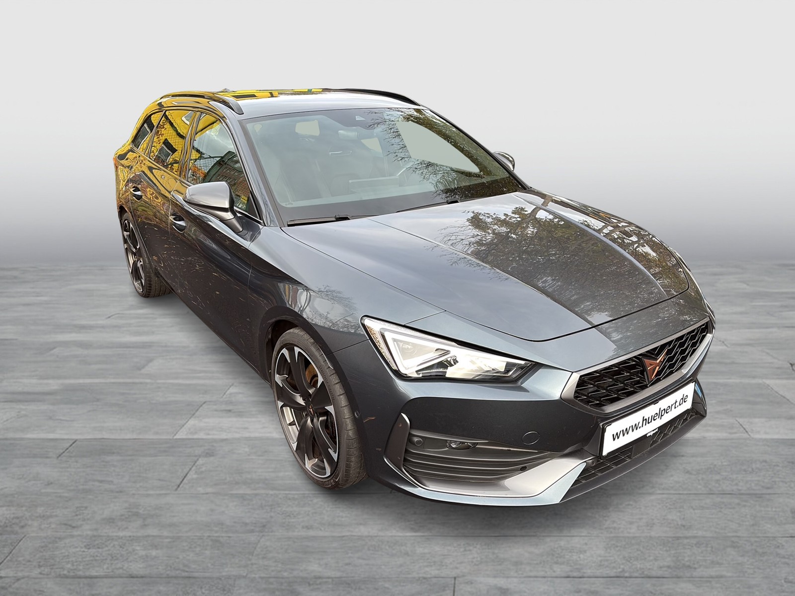 Cupra Leon ST 1.4 HYBRID VZ CAM ACC LM19 NAVI CARPLAY