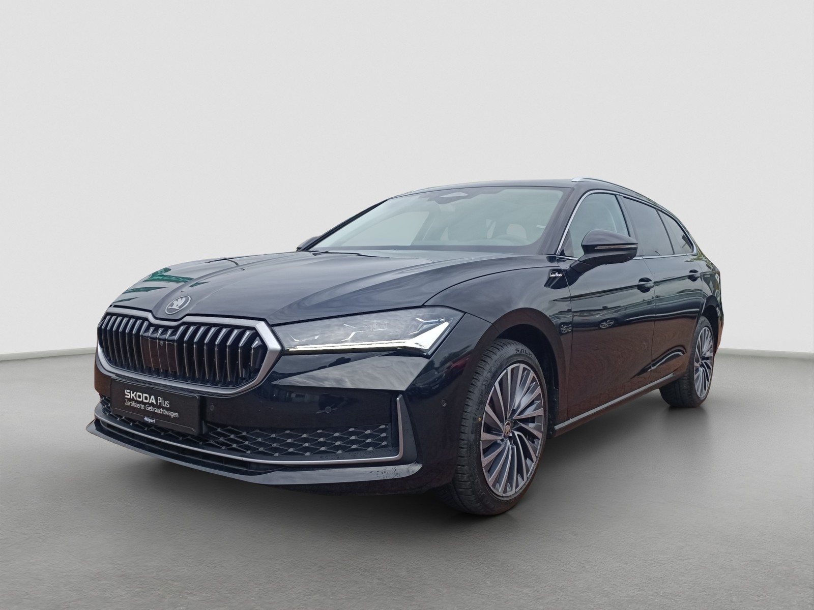 Skoda Superb Combi 1.5 eTSI L&K LEDER PANO AHK 360°CAM