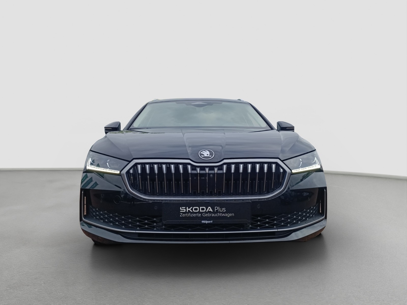 Skoda Superb Combi 1.5 eTSI L&K LEDER PANO AHK 360°CAM