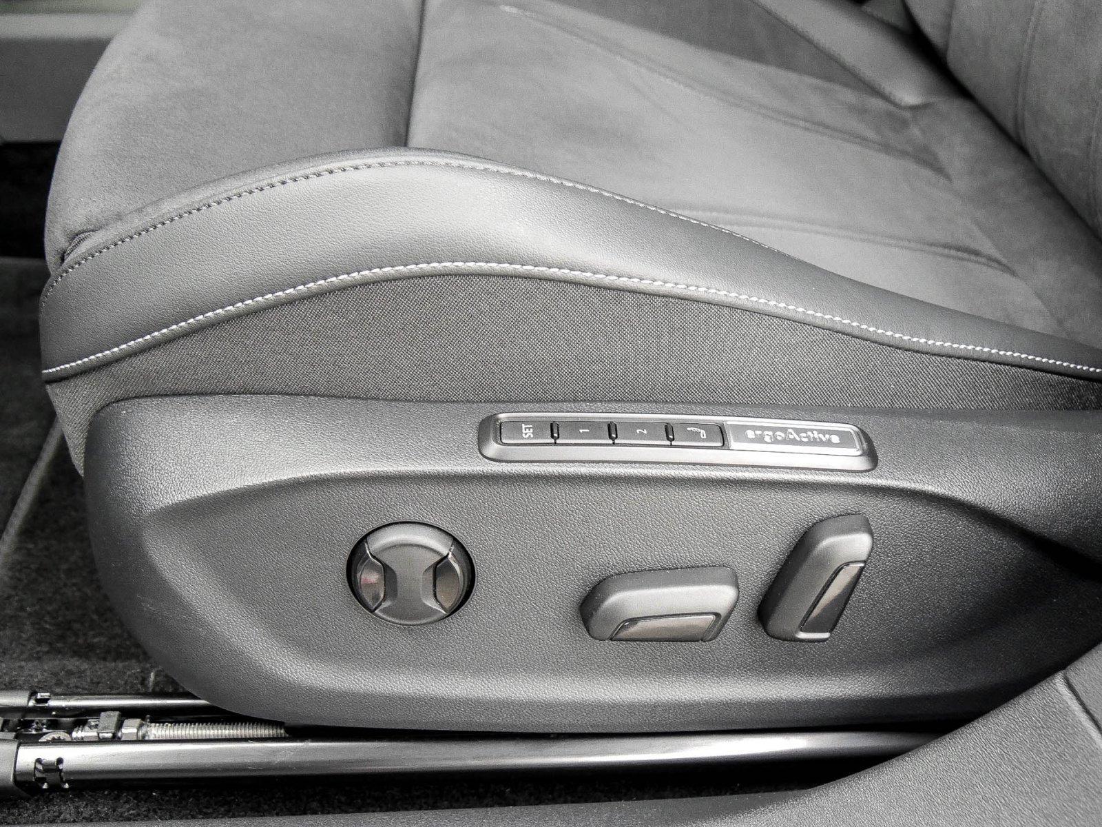 Volkswagen ID.7 Tourer PRO KAMERA AHK HEAD-UP MATRIXLED ACC