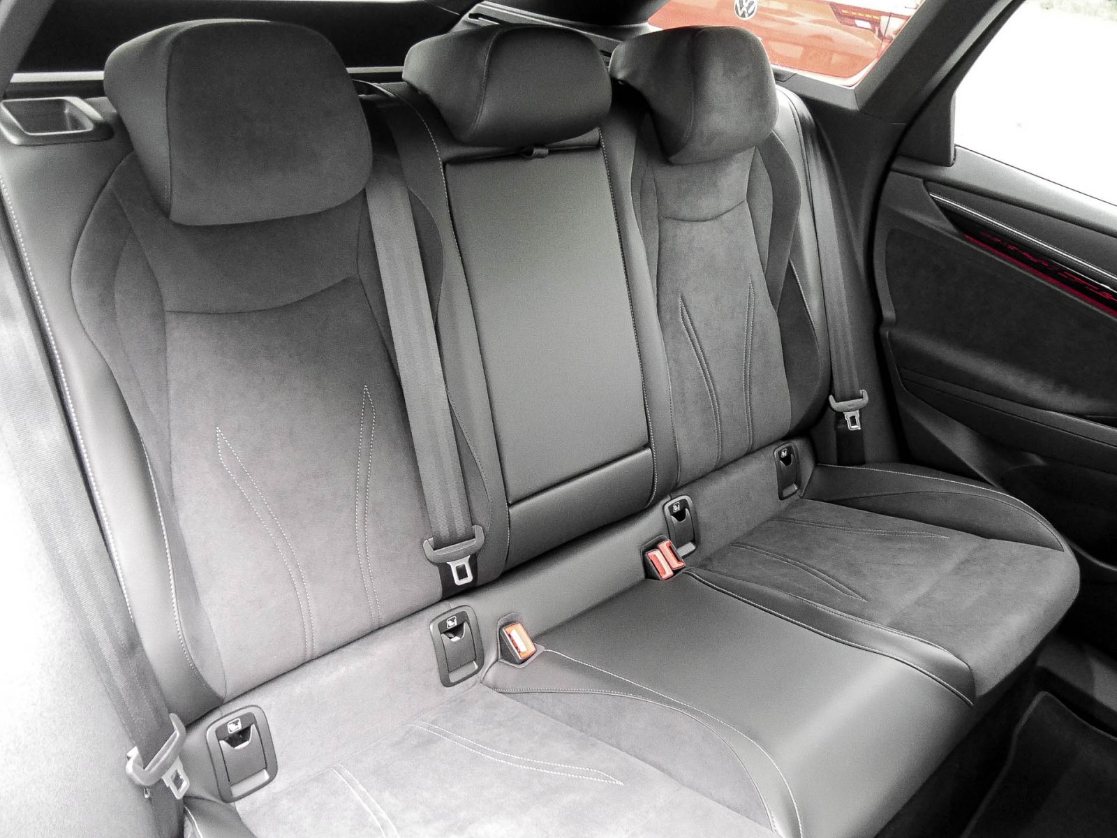 Volkswagen ID.7 Tourer PRO KAMERA AHK HEAD-UP MATRIXLED ACC