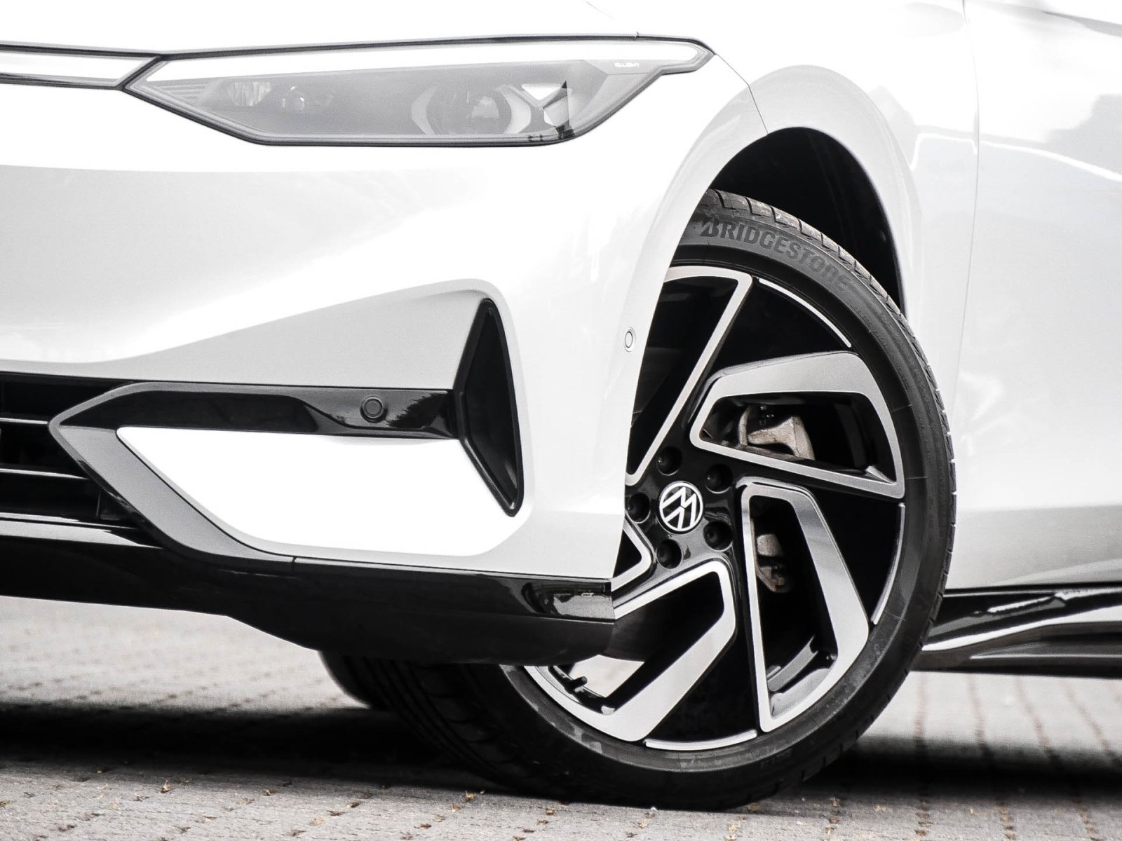 Volkswagen ID.7 Tourer PRO KAMERA AHK HEAD-UP MATRIXLED ACC
