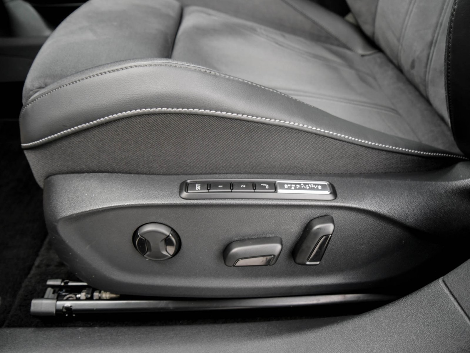 Volkswagen ID.7 Tourer PRO KAMERA AHK HEAD-UP MATRIXLED ACC