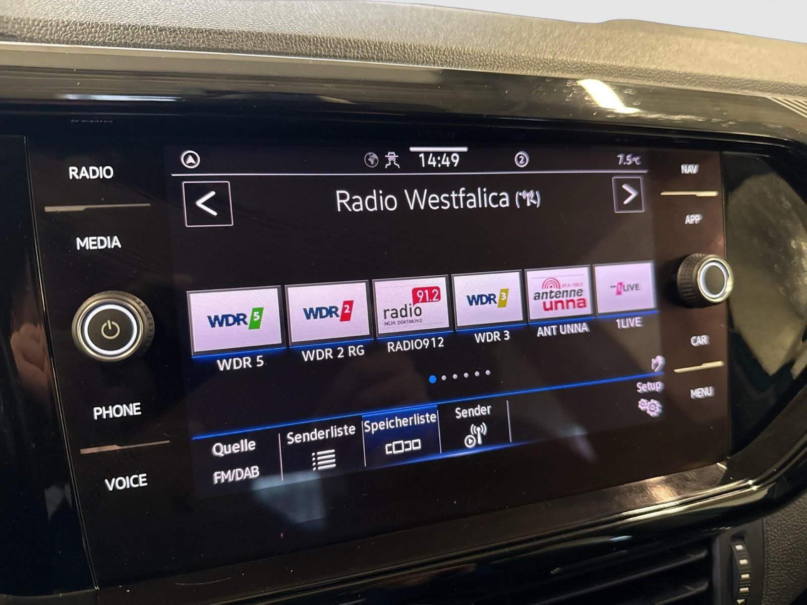 Volkswagen T-Cross 1.5 STYLE CAM LM18 NAVI CARPLAY SITZHEIZ