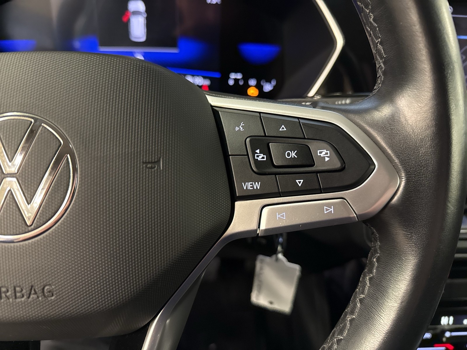 Volkswagen T-Cross 1.5 STYLE CAM LM18 NAVI CARPLAY SITZHEIZ