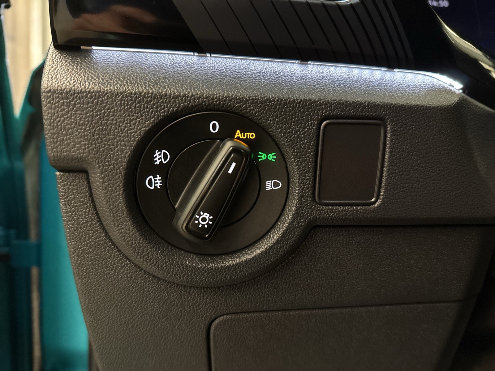 Volkswagen T-Cross 1.5 STYLE CAM LM18 NAVI CARPLAY SITZHEIZ