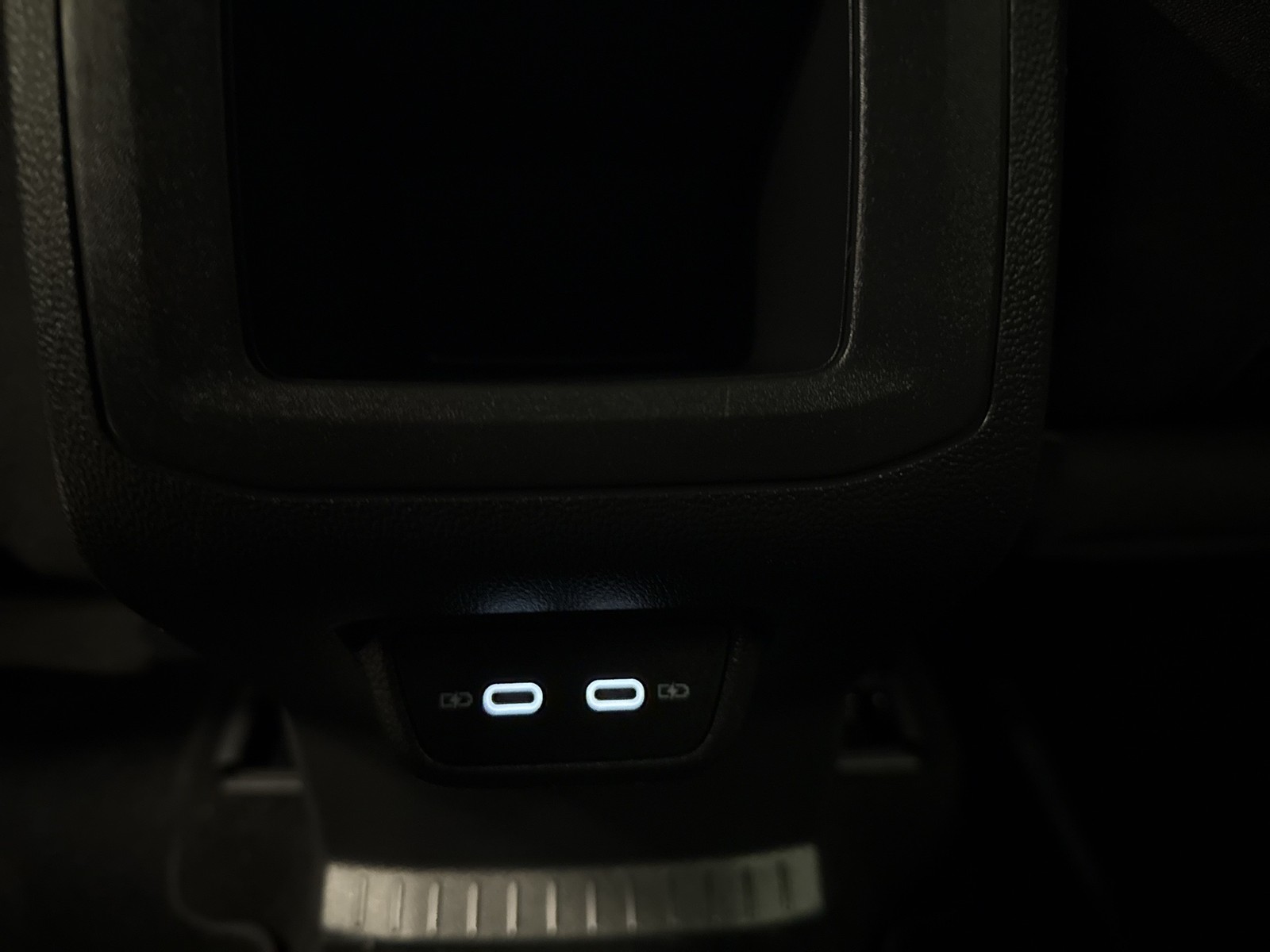 Volkswagen T-Cross 1.5 STYLE CAM LM18 NAVI CARPLAY SITZHEIZ