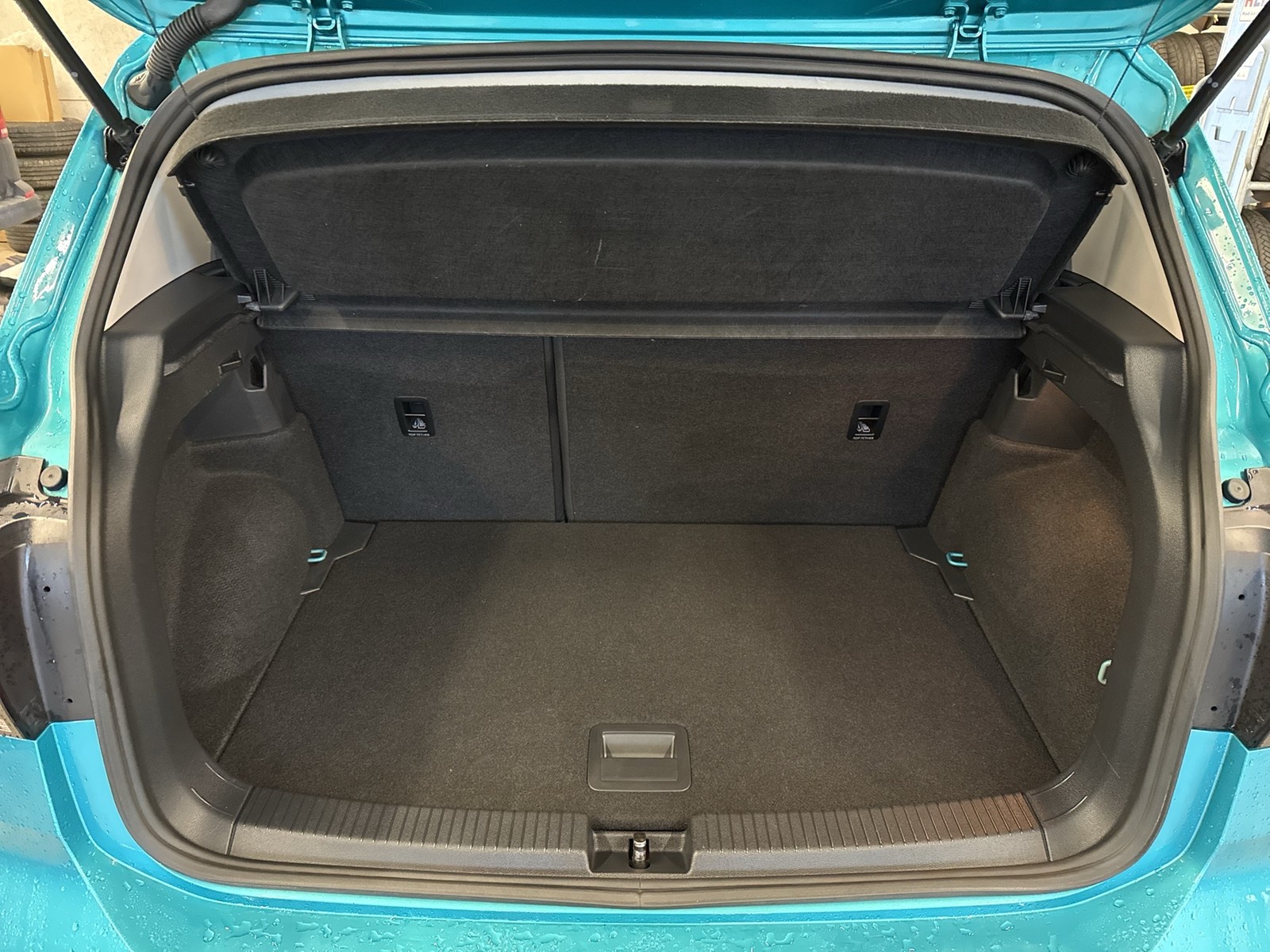 Volkswagen T-Cross 1.5 STYLE CAM LM18 NAVI CARPLAY SITZHEIZ