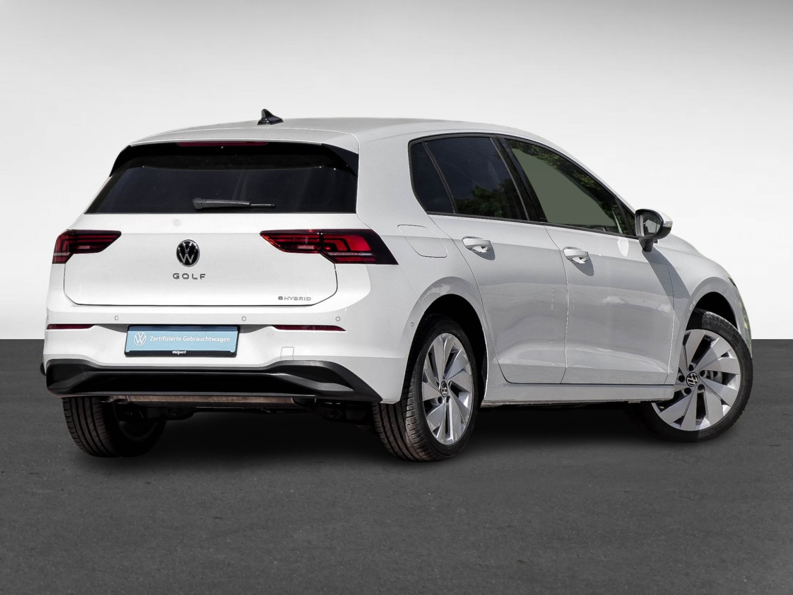 Volkswagen Golf VIII 1.5 HYBRID LIFE FACELIFT CAM ACC LM17
