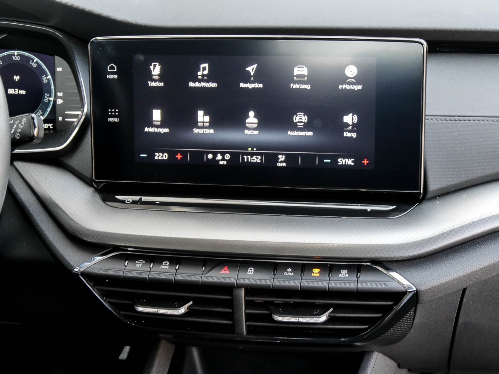 Skoda Octavia Combi 1.4 iV AHK-VORB. CARPLAY LM17 LED