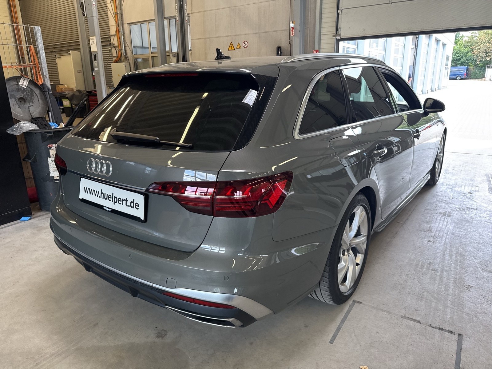 Audi A4 Avant 40 S LINE KAMERA ALU18" MATRIX eKLAPPE