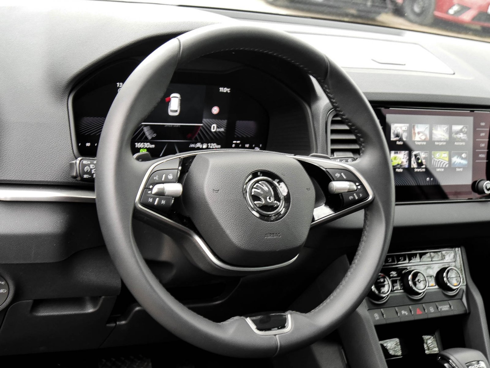 Skoda Karoq 1.5 SELECTION AHK CAM ACC MATRIXLED NAVI