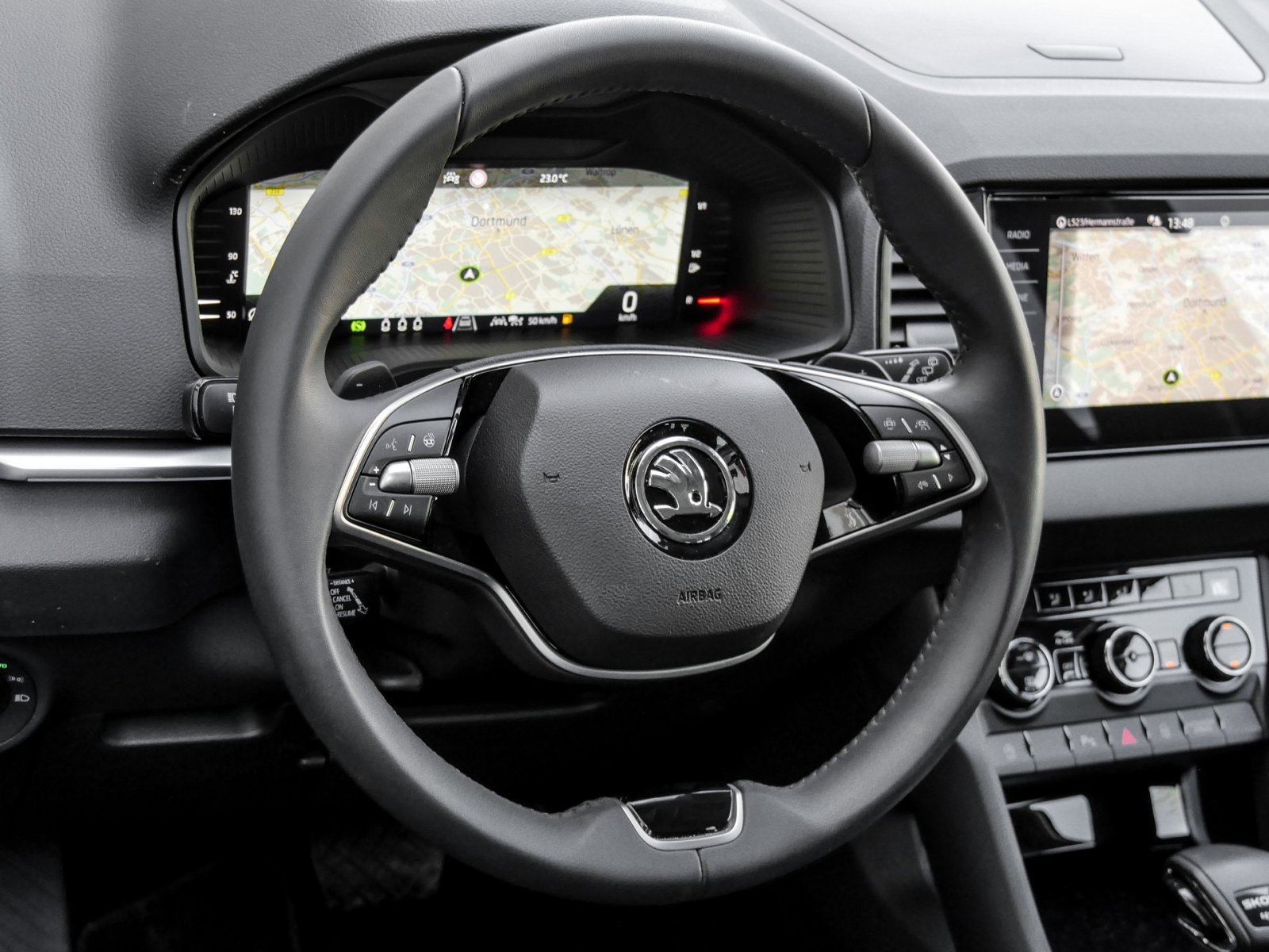 Skoda Karoq 2.0 DRIVE 4X4 AHK CAM ACC MATRIXLED NAVI