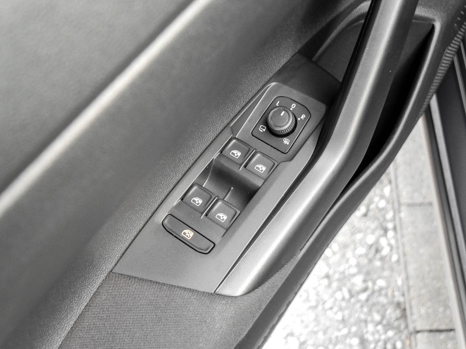 Volkswagen Taigo 1.5 LIFE KAMERA SITZHEIZUNG NAVI LED DAB+