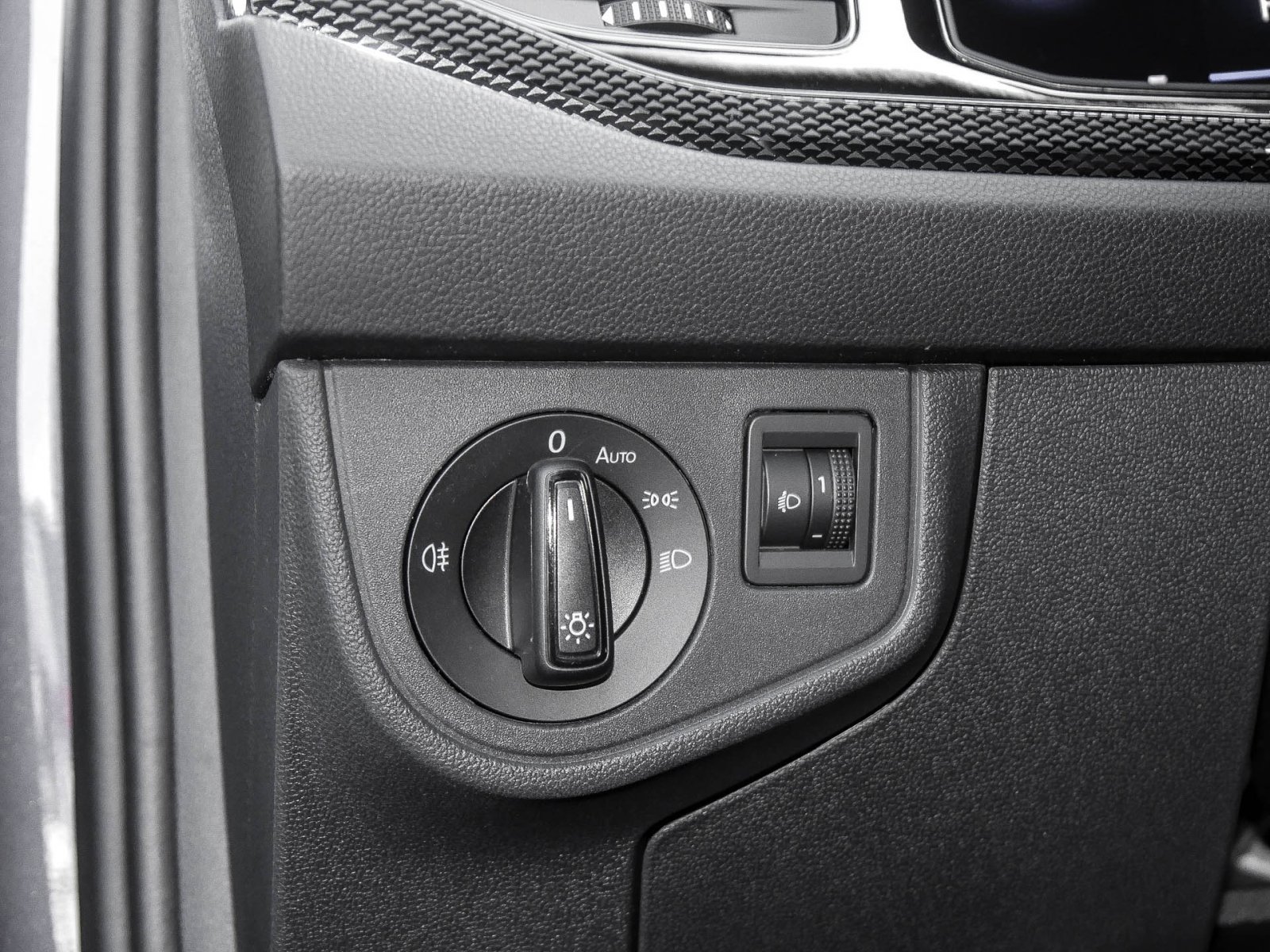 Volkswagen Taigo 1.5 LIFE KAMERA SITZHEIZUNG NAVI LED DAB+