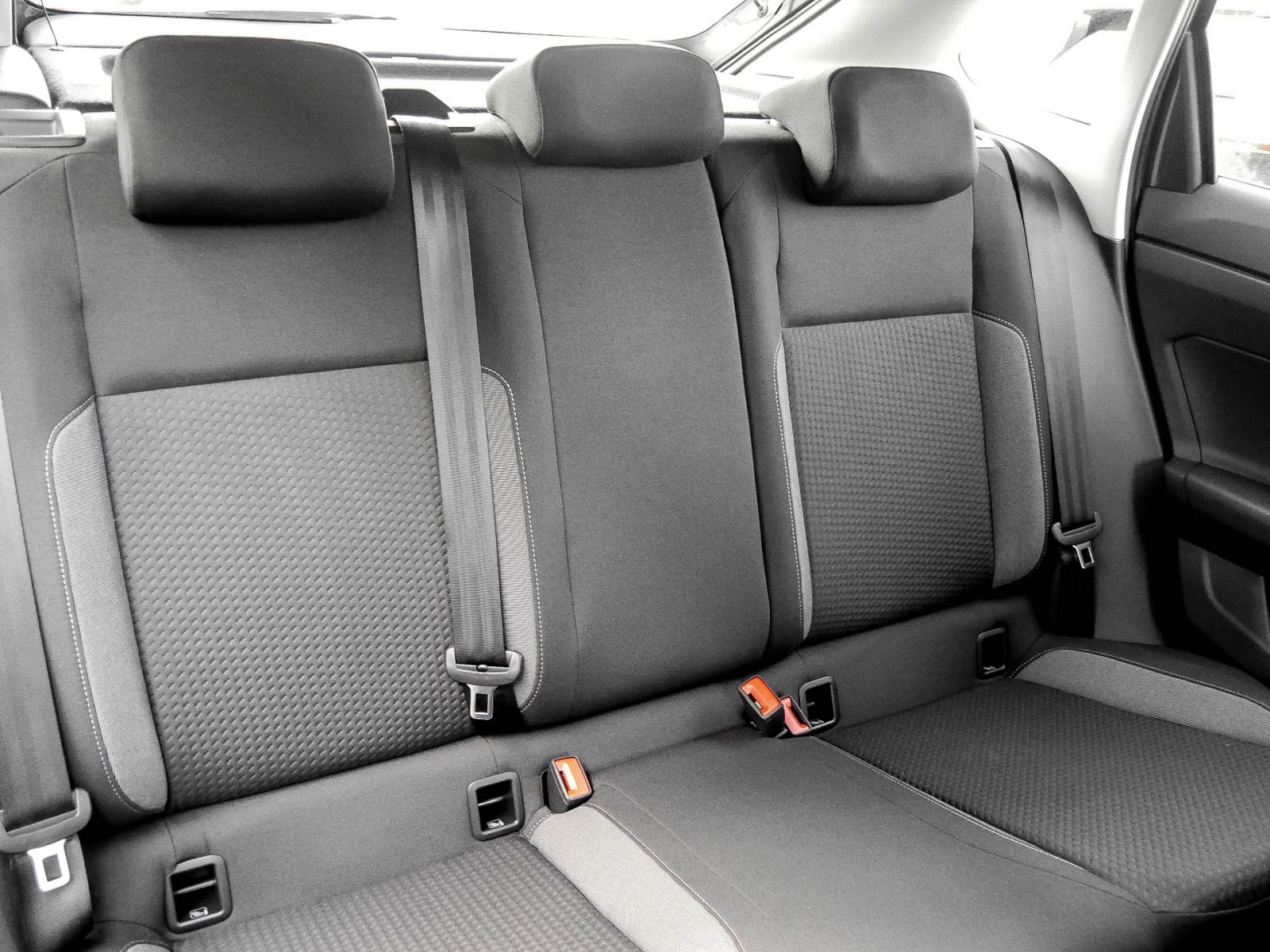 Volkswagen Taigo 1.5 LIFE KAMERA SITZHEIZUNG NAVI LED DAB+