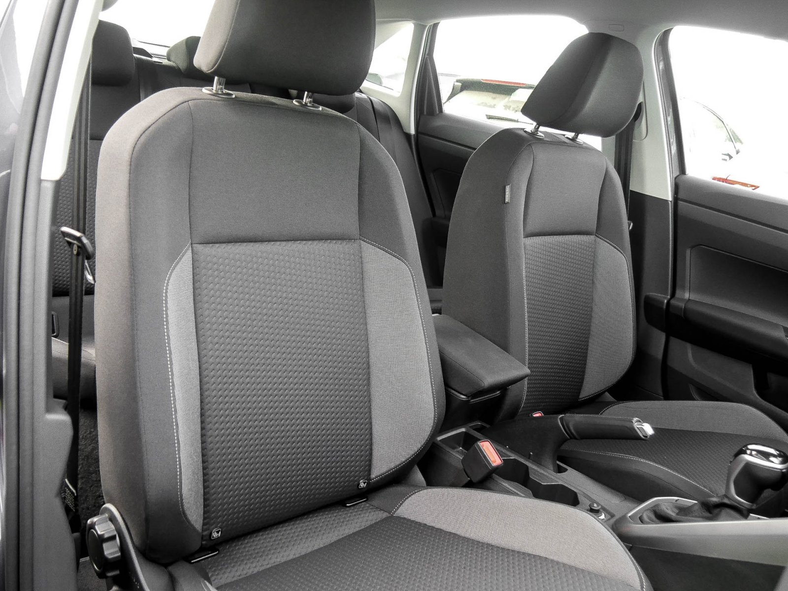 Volkswagen Taigo 1.5 LIFE KAMERA SITZHEIZUNG NAVI LED DAB+