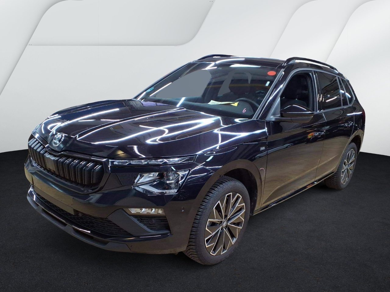 Skoda Kamiq 1.5 TOUR PANO AHK CAM ACC E-KLAPPE NAVI