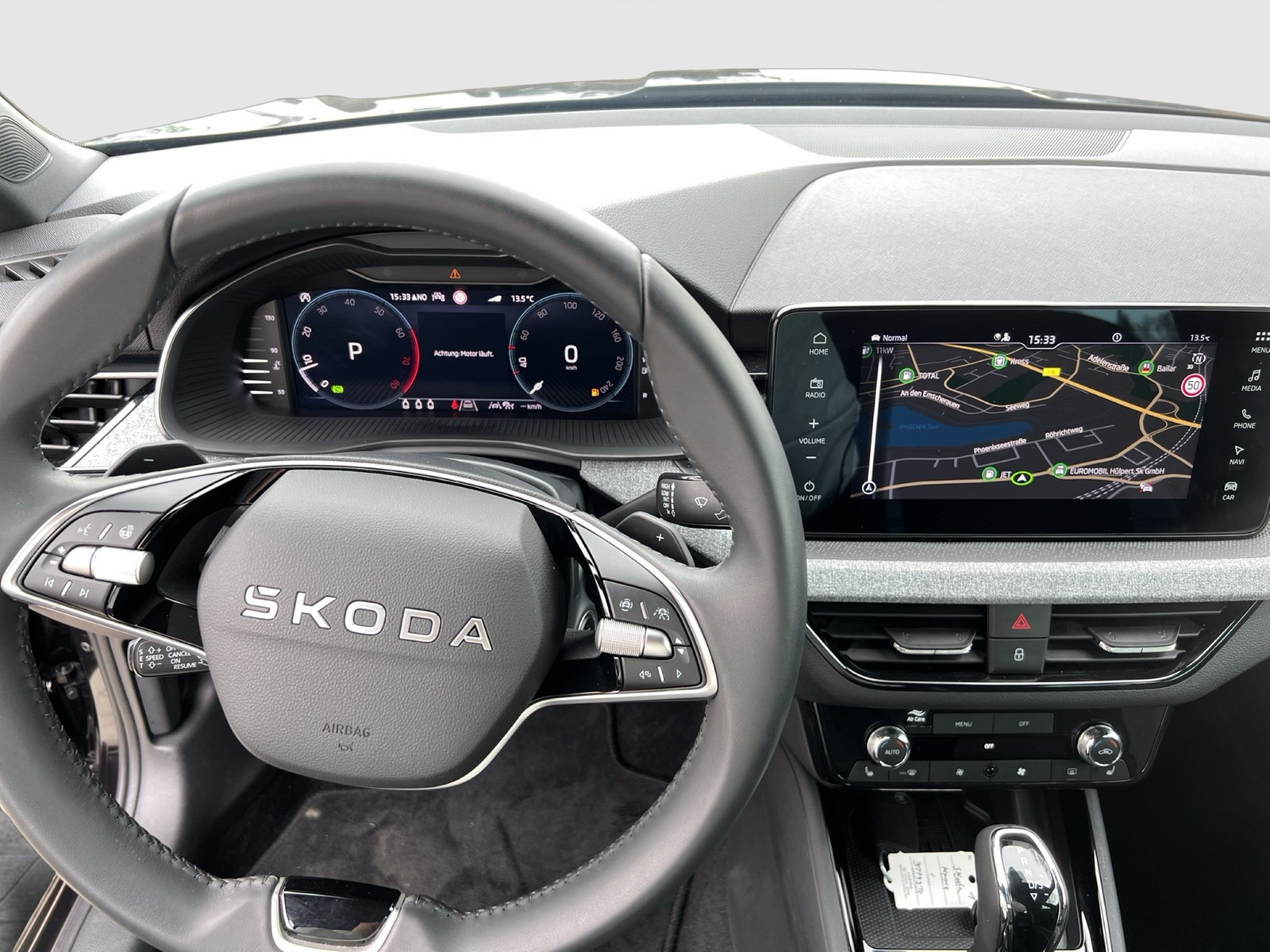 Skoda Kamiq 1.5 TOUR AHK CAM ACC eKLAPPE NAVI