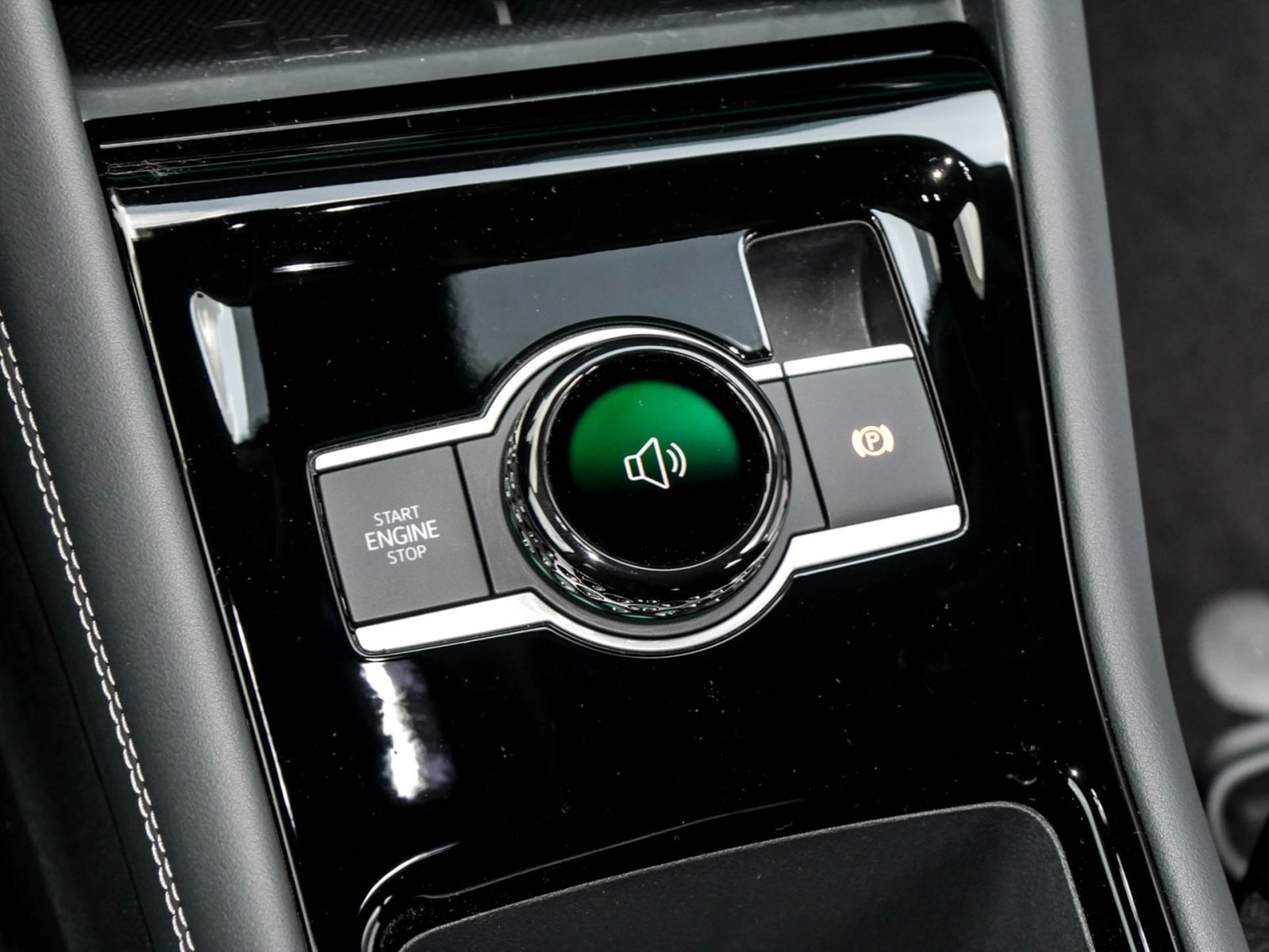 Volkswagen Tiguan 1.5 HYBRID ELEGANCE NEUES MODELL AHK LM18