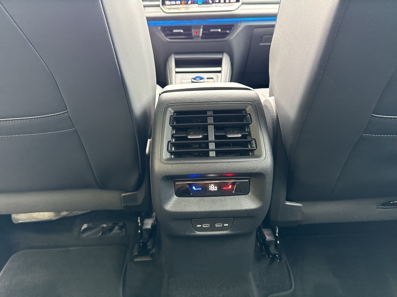 Volkswagen Tayron 1.5 HYBRID LIFE AHK CAM ACC LM18 NAVI
