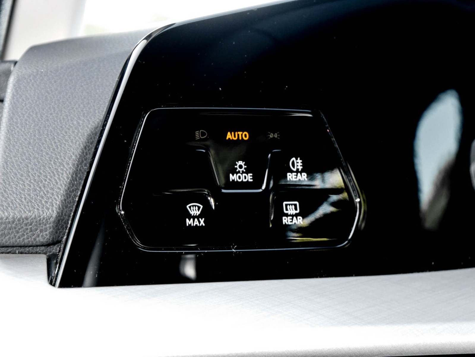 Volkswagen Golf Variant VIII 1.5 eTSI LIFE FACELIFT CAM ACC