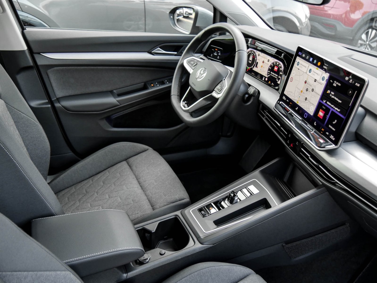 Volkswagen Golf Variant VIII 1.5 eTSI LIFE FACELIFT CAM ACC