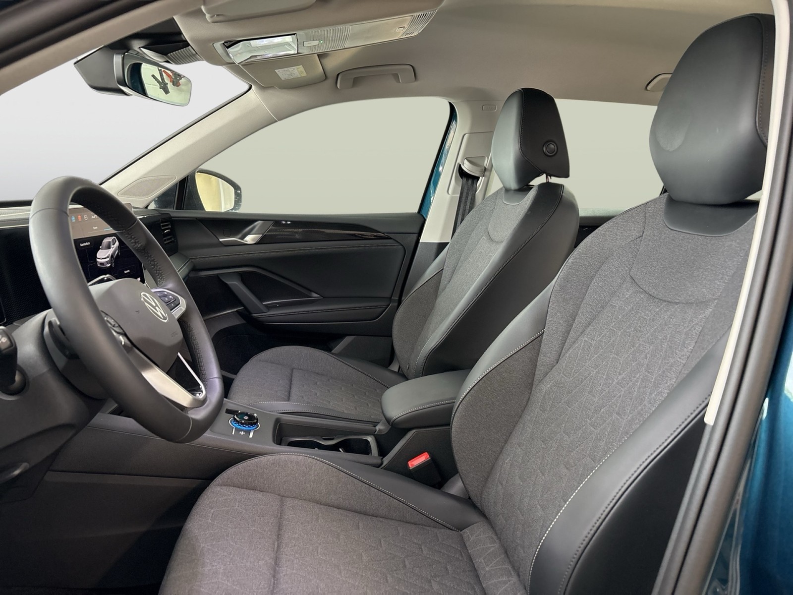 Volkswagen Tiguan 1.5 HYBRID LIFE AHK CAM ACC LM18 NAVI