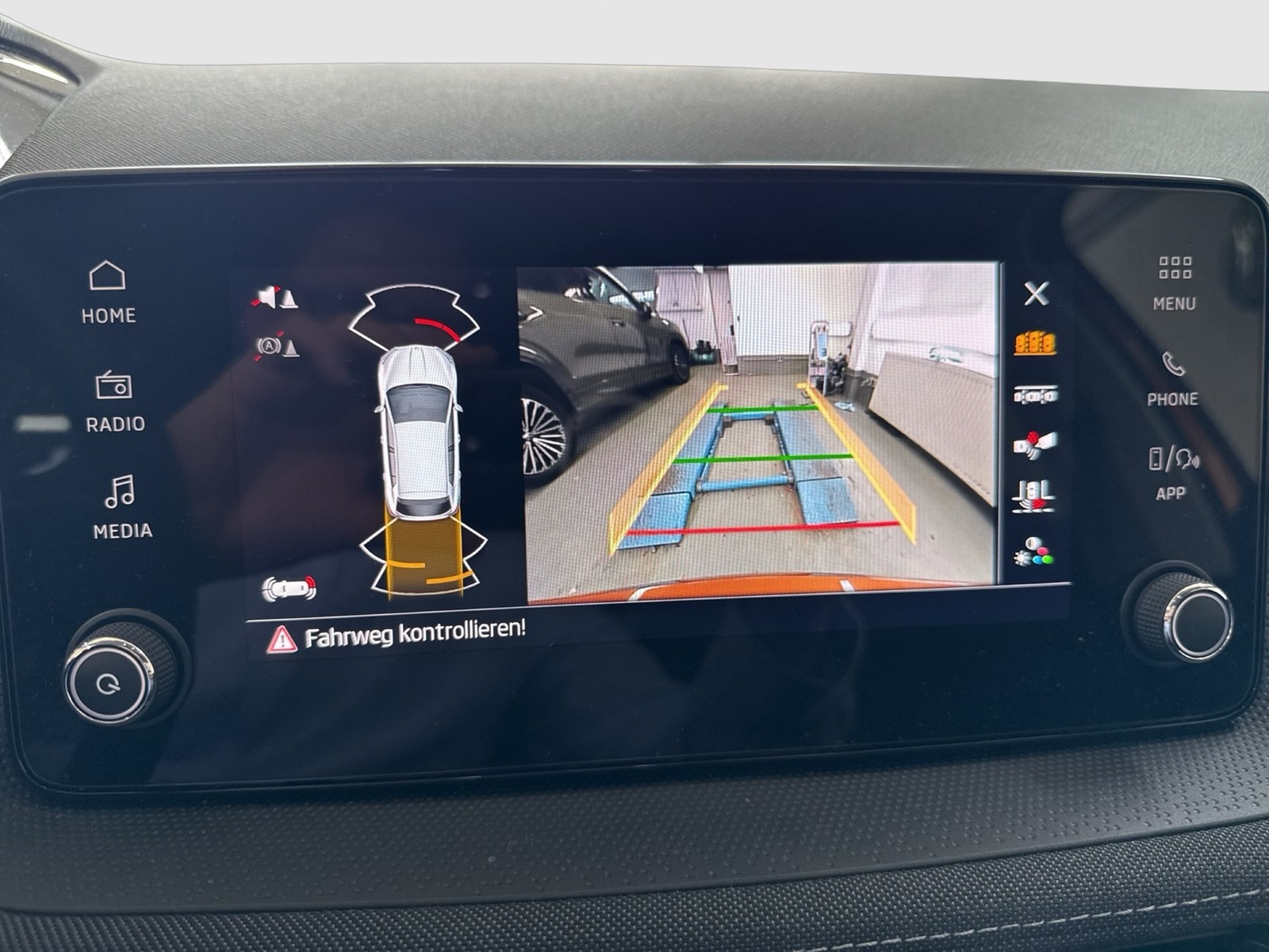 Skoda Fabia 1.0 TOUR CAM AHK-VORBEREITUNG CARPLAY ALU