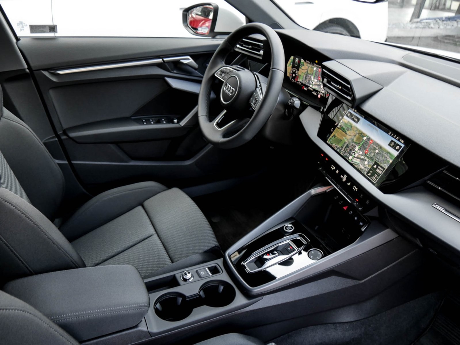 Audi A3 30 S LINE FACELIFT CAM ACC LM18 NAVI+