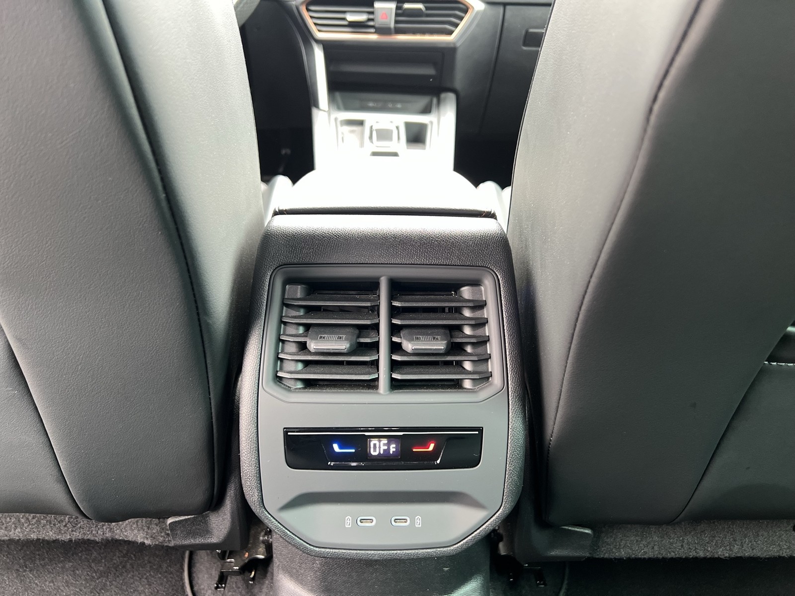 Cupra Formentor 2.0 VZ 4X4 CAM ACC LM19 NAVI SITZHEIZ.
