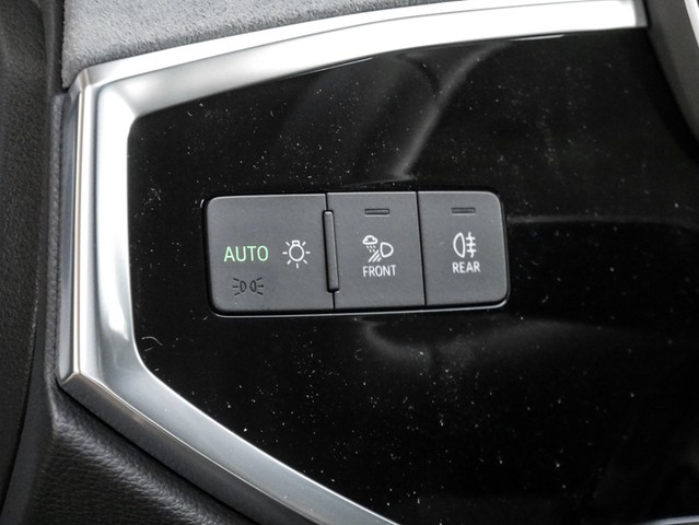 Audi Q3 45 HYBRID ACC LM18 eKLAPPE CARPLAY