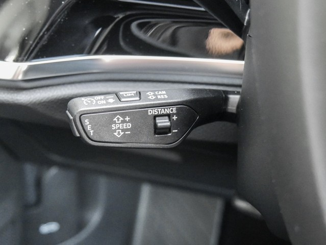 Audi Q3 45 HYBRID ACC LM18 eKLAPPE CARPLAY