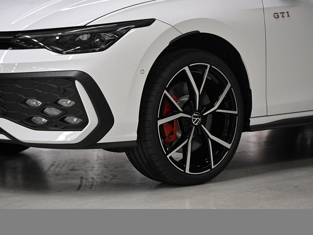 Volkswagen Golf GTI DSG