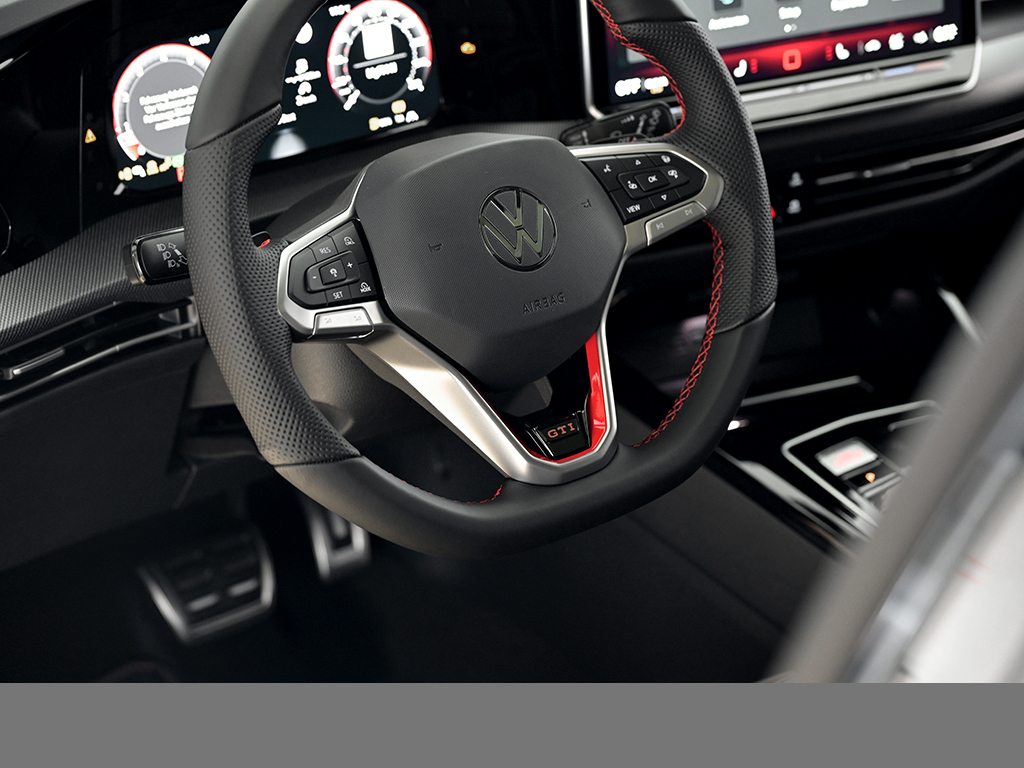 Volkswagen Golf GTI DSG