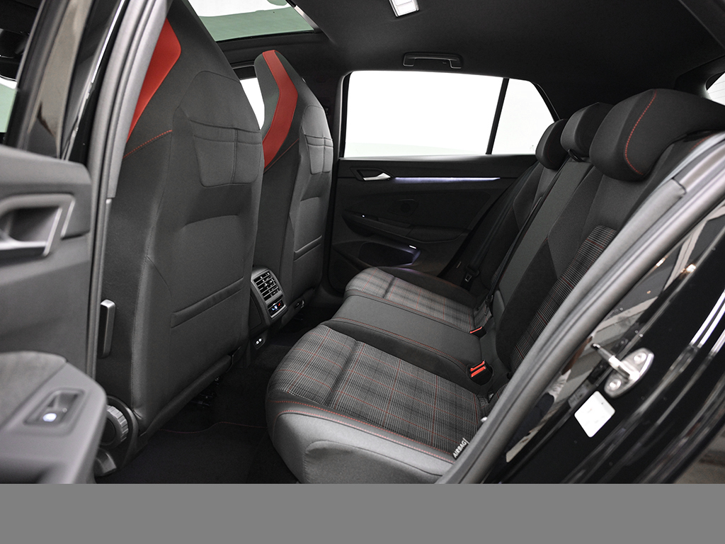Volkswagen Golf GTI DSG