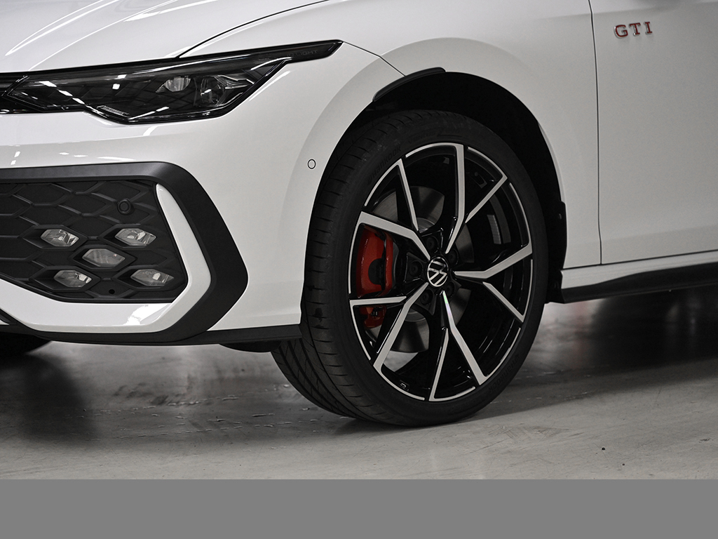 Volkswagen Golf GTI DSG