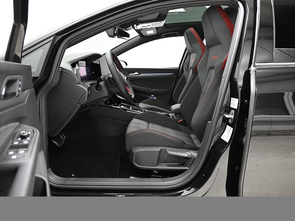 Volkswagen Golf GTI DSG
