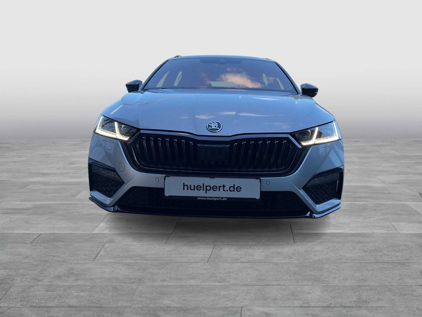 Skoda Octavia Combi 2.0 RS 4X4 CANTON AHK 360°CAM LM19
