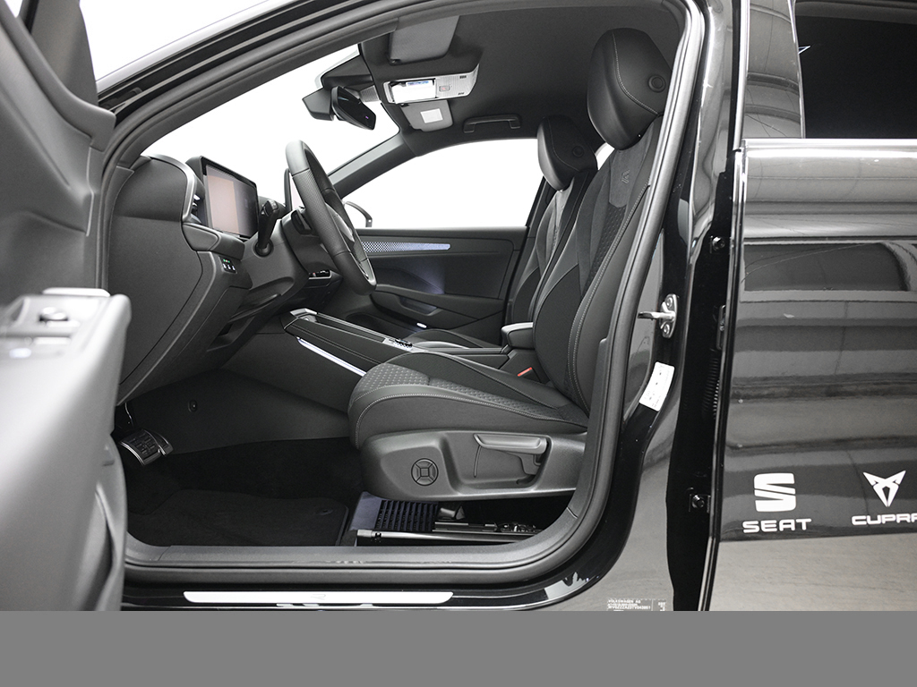 Volkswagen T-Roc 1.5 eTSI R-LINE BLACKSTYLE NEUESMODELL AHK