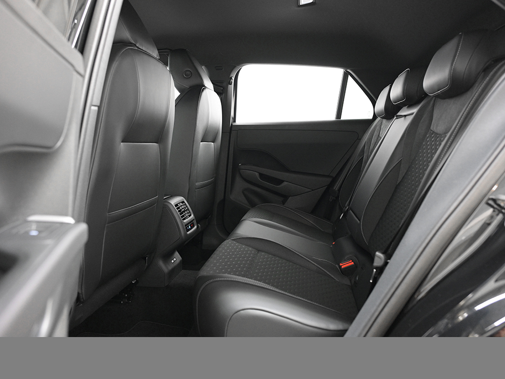 Volkswagen T-Roc 1.5 eTSI R-LINE BLACKSTYLE NEUESMODELL AHK